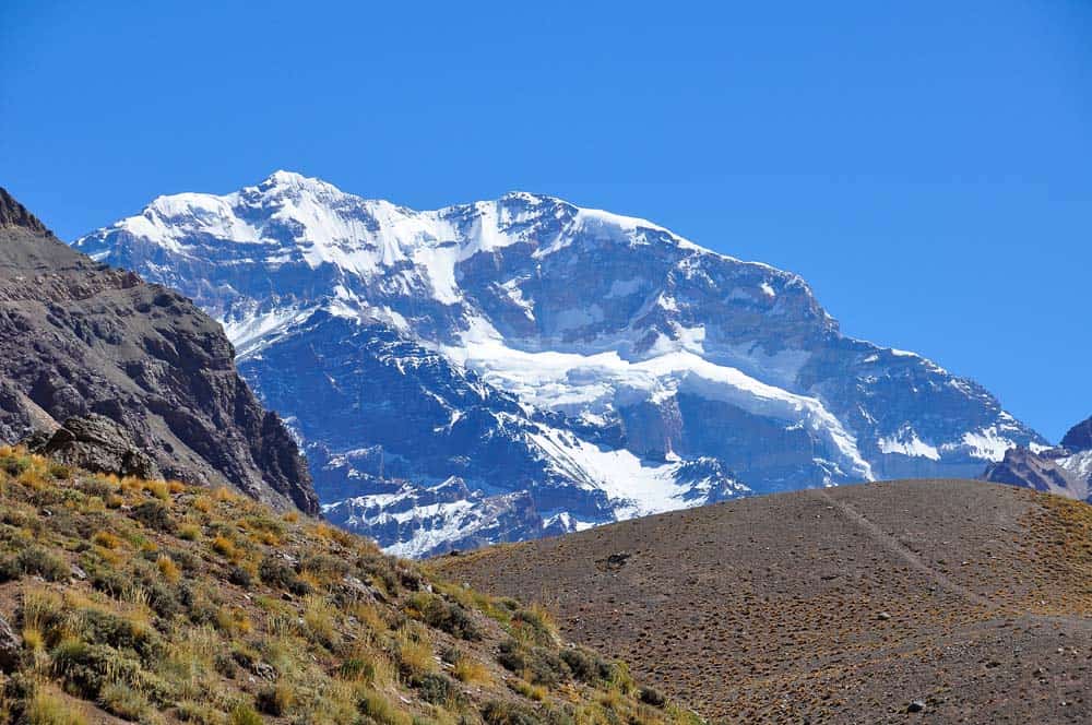 El pico del Aconcagua, cerca de Mendoza, Argentina