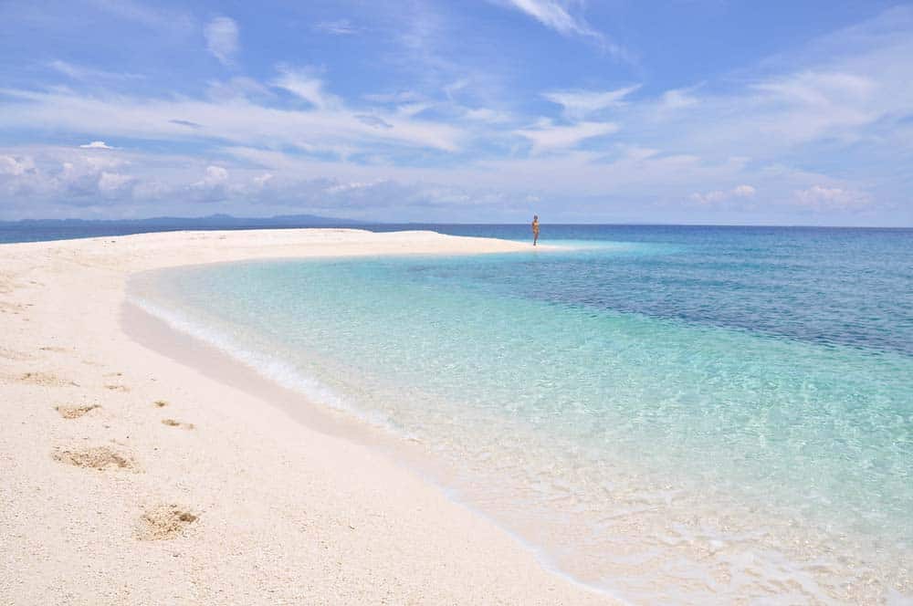 Soledad en la playa, isla de Kalanggaman, Las Filipinas