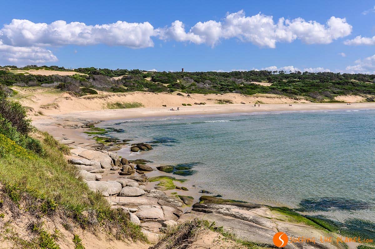 Playa sin gente, Punta del Diablo, Uruguay