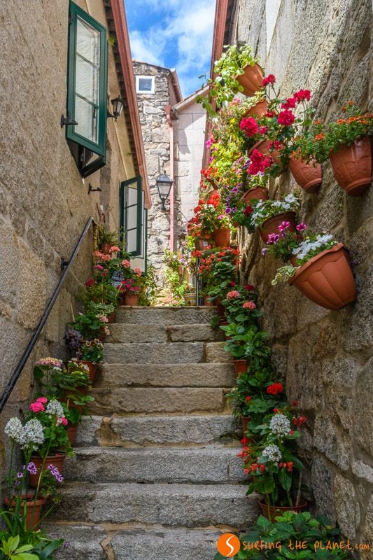 Escalera con macetas, Combarro, Pontevedra, Galicia | Que ver en la provincia de Pontevedra