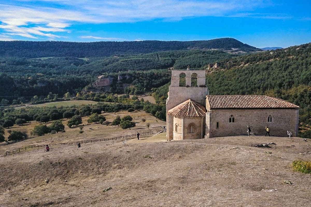 Ermita de San Pantaleón de Losa, Burgos, Castilla y León | 40 imprescindibles que hacer en Burgos