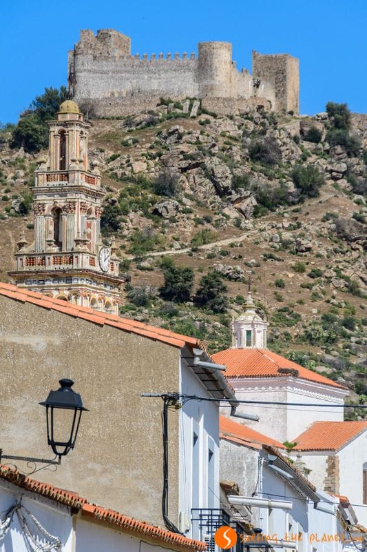 Castillo e iglesia, Burguillos del Cerro, Badajoz, Extremadura | Los pueblos más bonitos de Extremadura