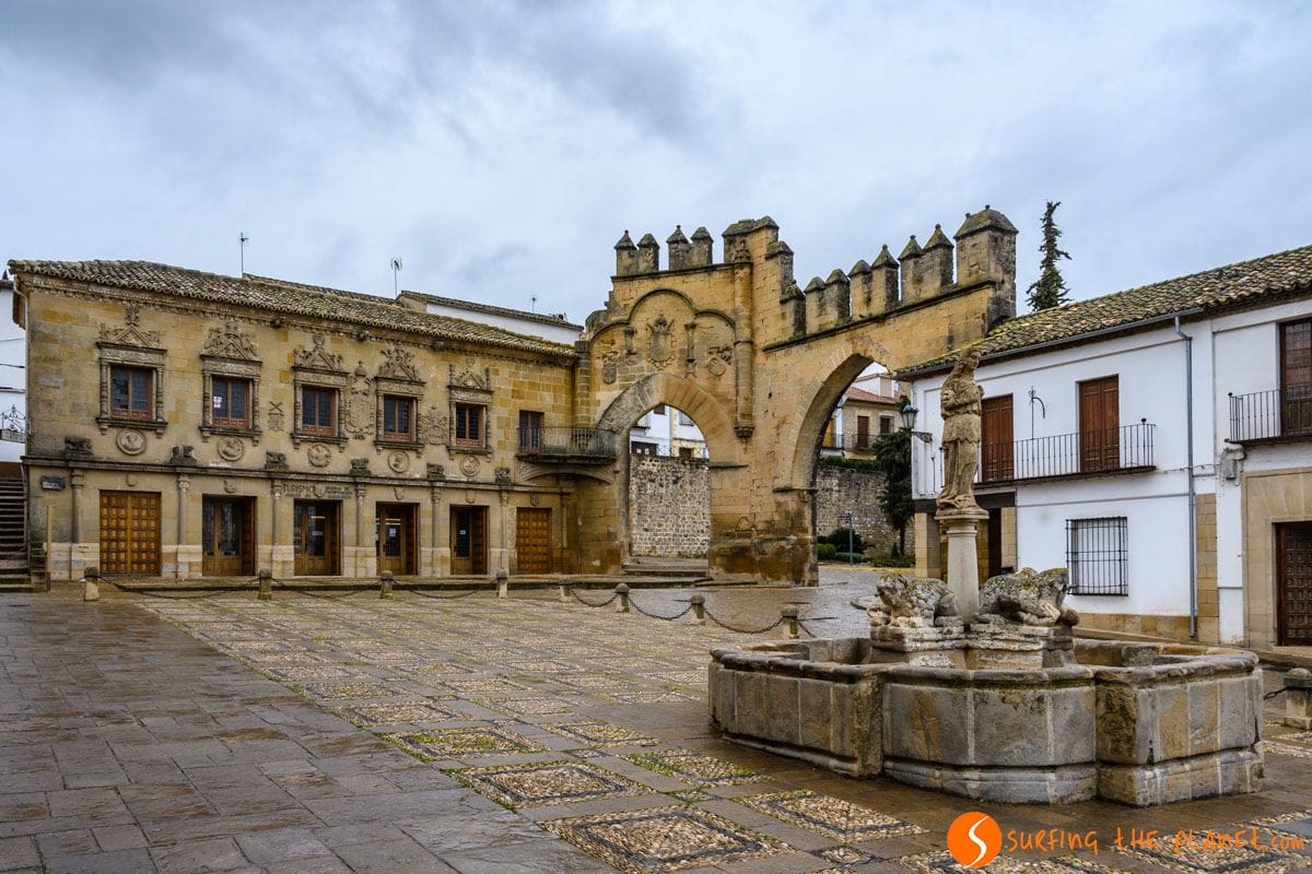 Plaza del Pópulo, Baeza, Jaén, Andalucía | Pueblos de Andalucía con encanto